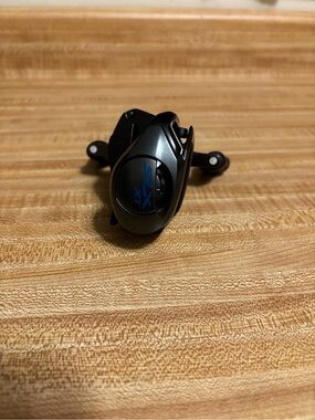 Shimano SLX XT 150 baitcaster